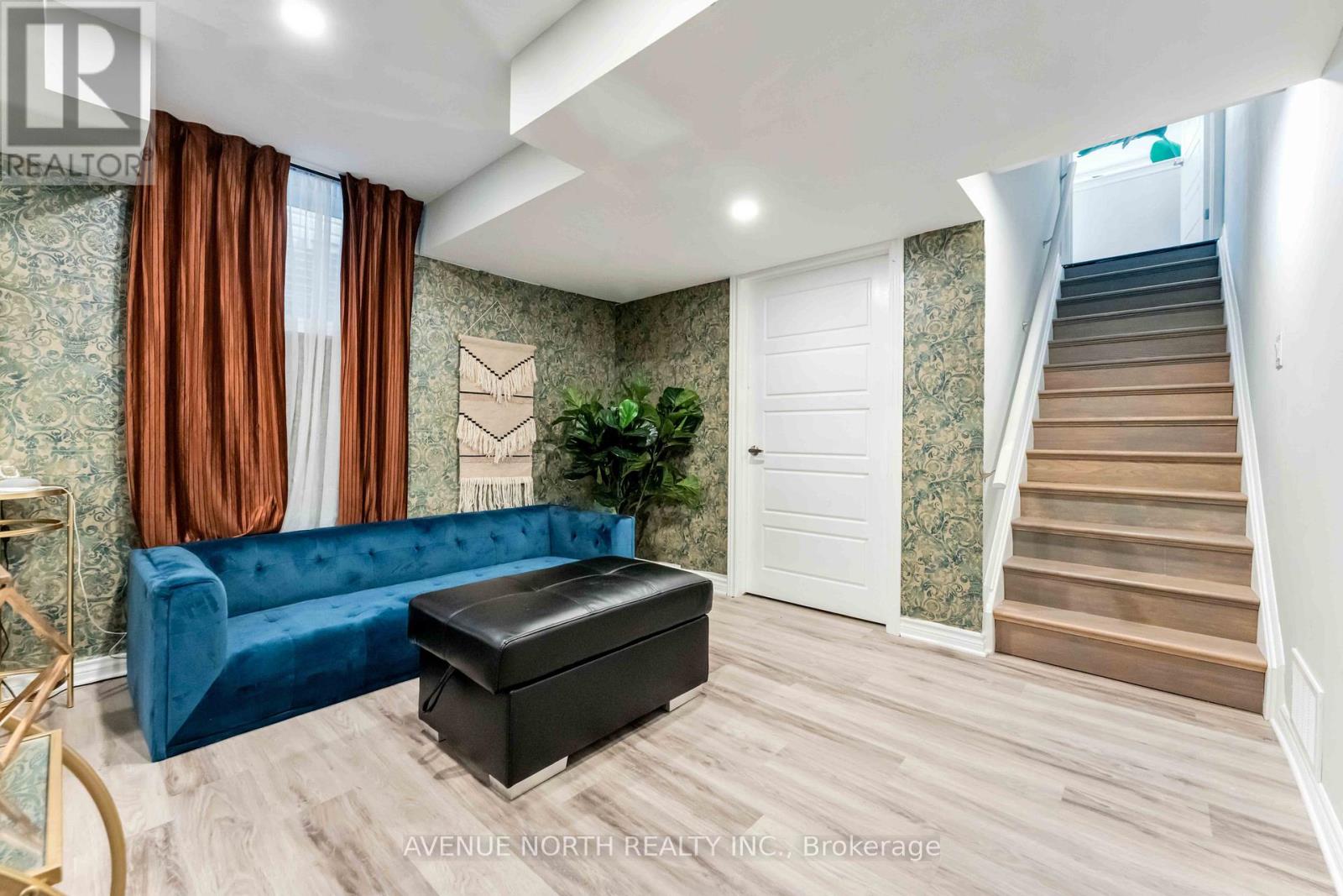 Photo 36 of 210 Des Soldats Riendeau Street, Ottawa ON