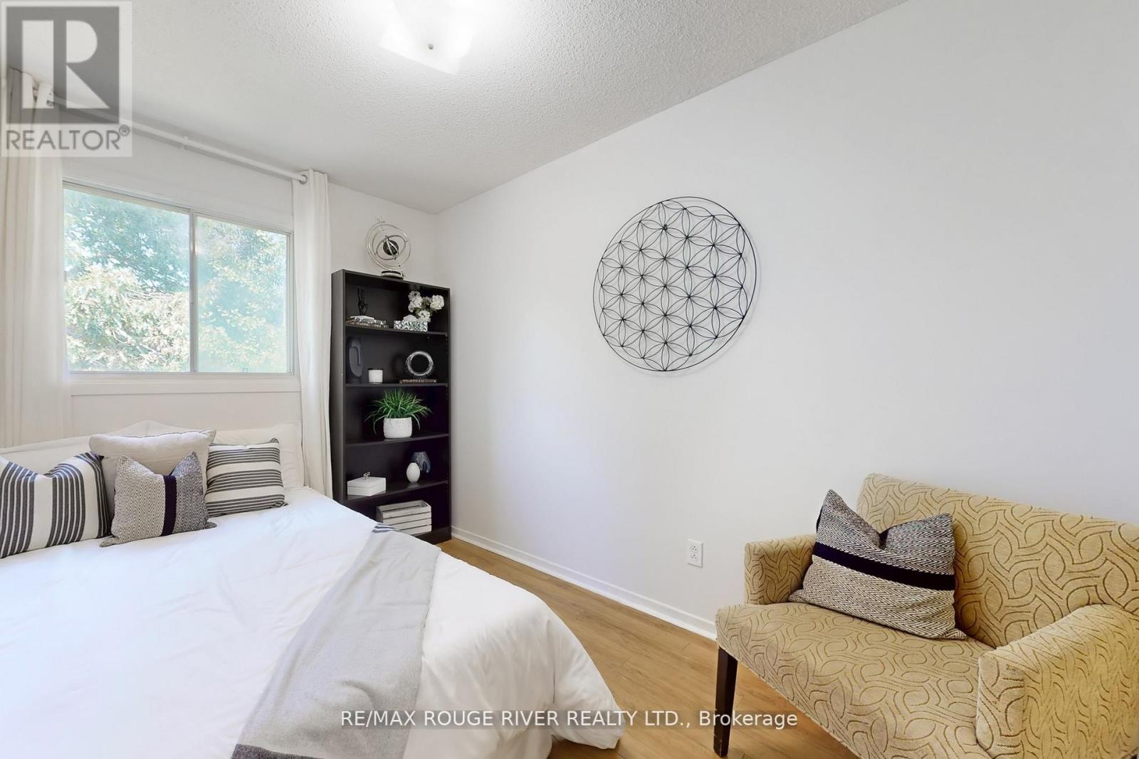 Photo 23 of 24 34 Dundalk Drive, Toronto ON