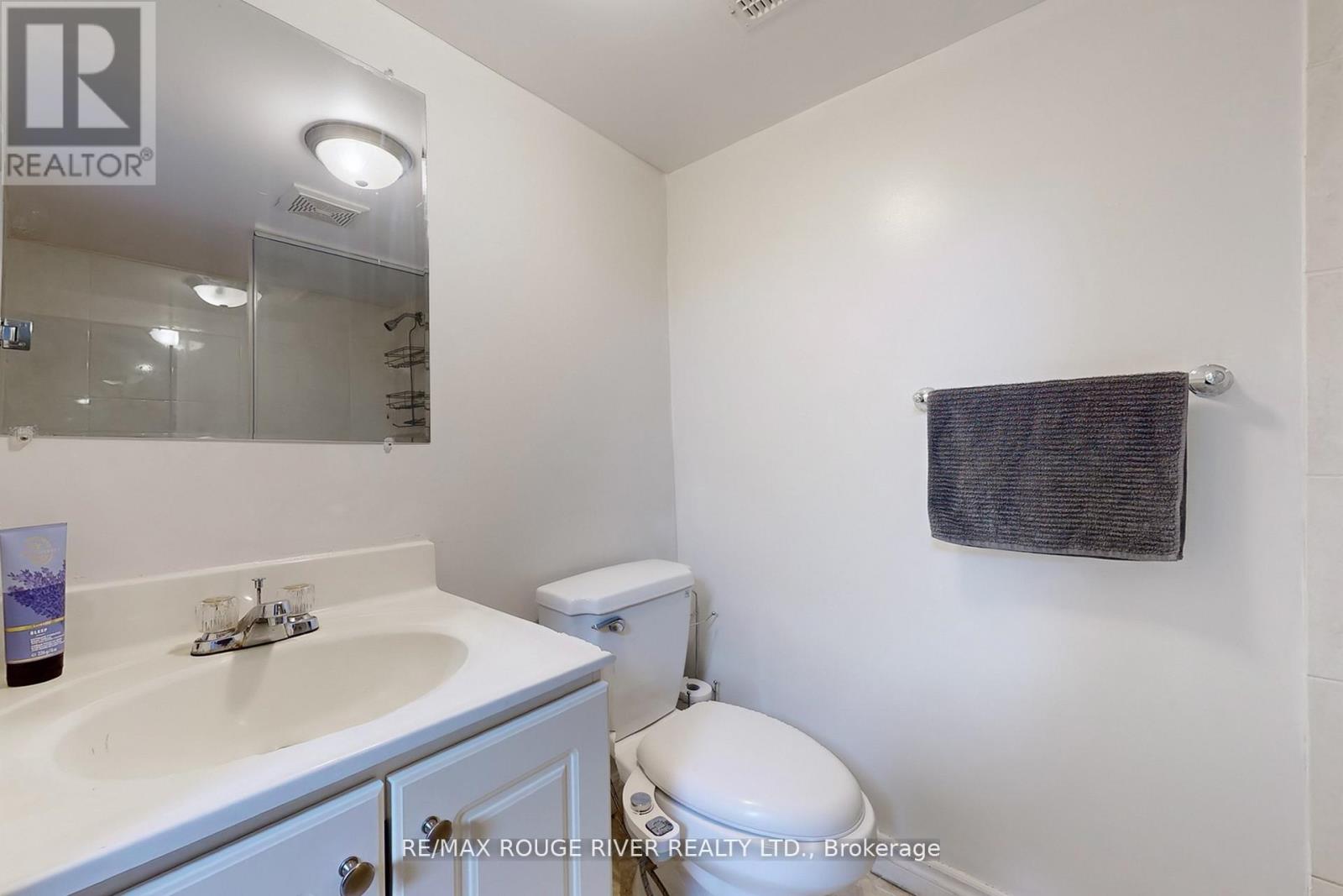 Photo 29 of 24 34 Dundalk Drive, Toronto ON
