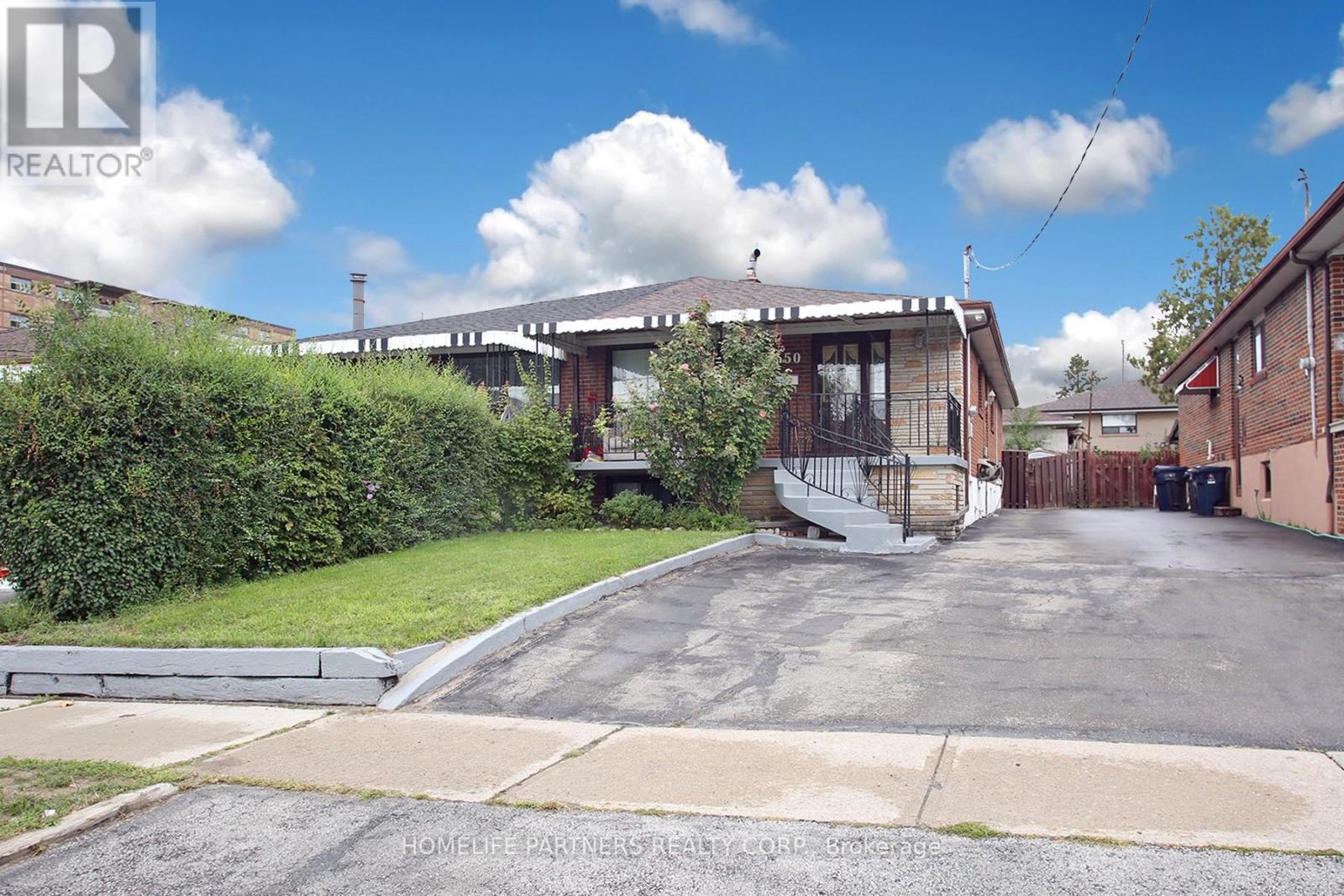 Photo 1 of 50 Hasbrooke Drive, Toronto ON