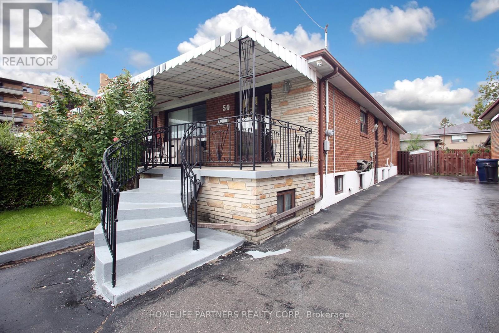 Photo 4 of 50 Hasbrooke Drive, Toronto ON