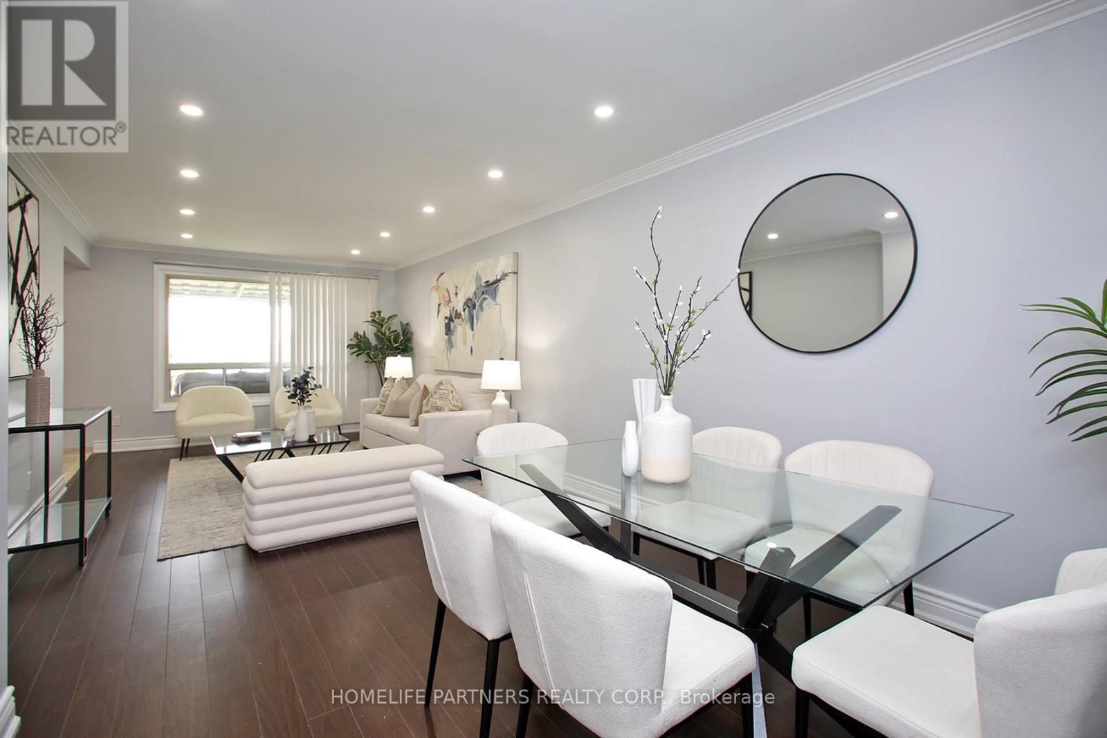 Photo 8 of 50 Hasbrooke Drive, Toronto ON