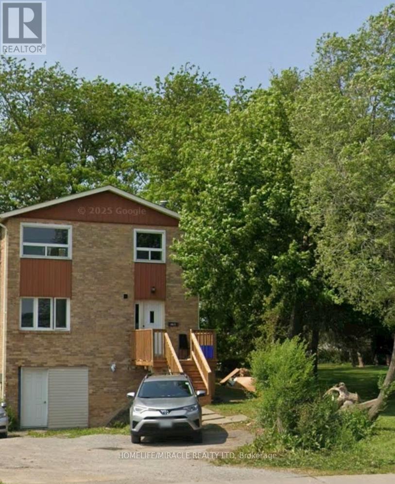 Photo 5 of 361 A Scott Street, St Catharines ON