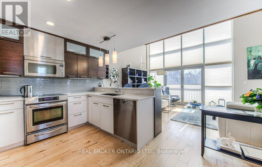 Photo 20 of 202 3 Father David Bauer Drive, Waterloo ON