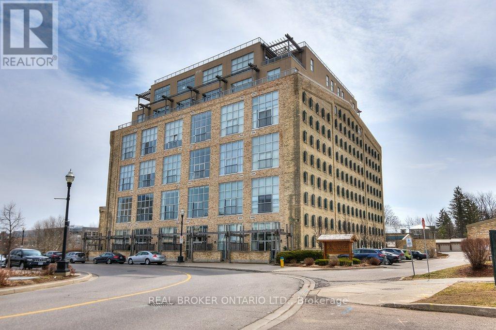 Photo 17 of 202 3 Father David Bauer Drive, Waterloo ON