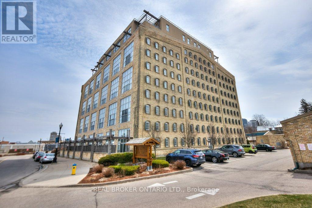 Photo 39 of 202 3 Father David Bauer Drive, Waterloo ON