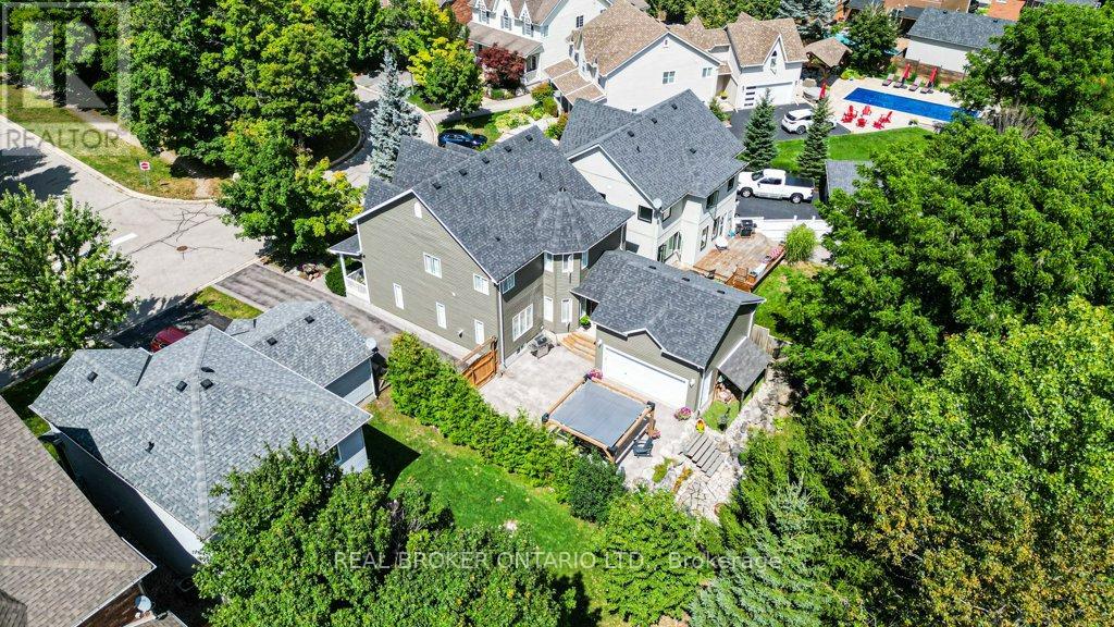 Photo 34 of 177 Old Maple Boulevard, Guelph Eramosa ON
