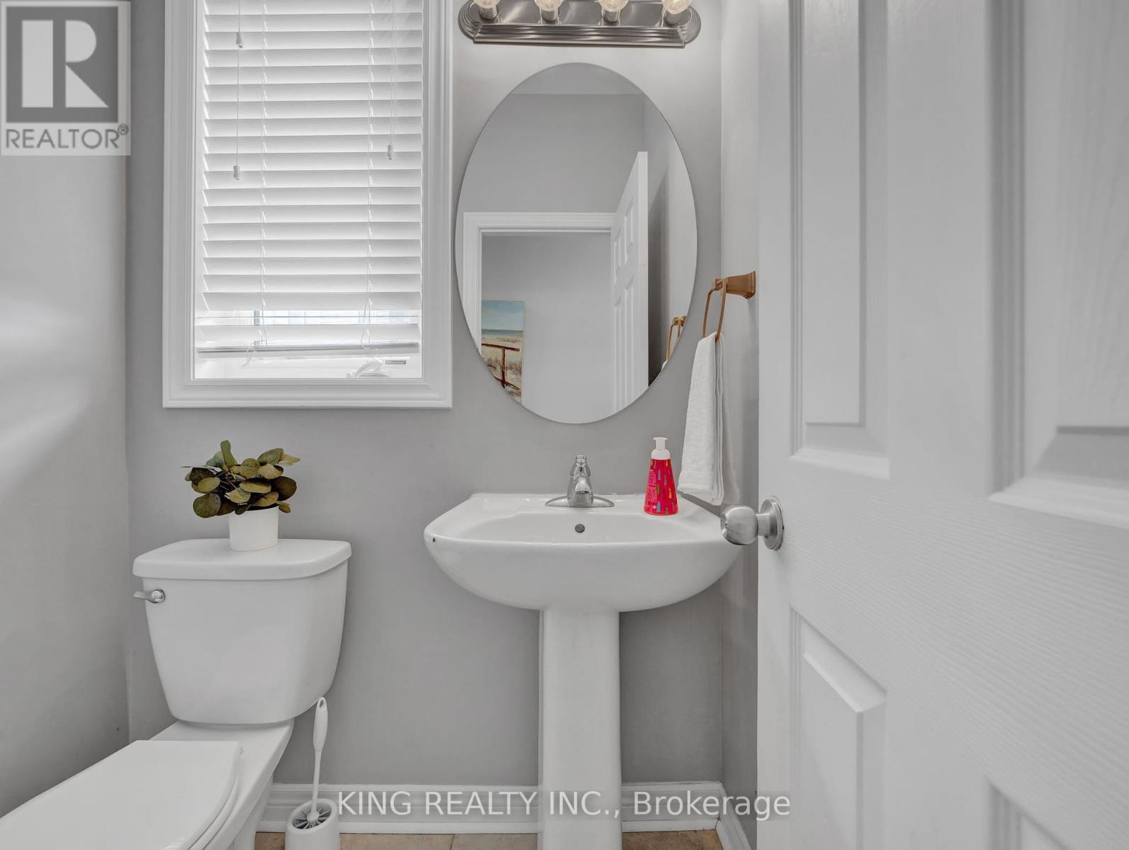 Photo 27 of 15 Hartley Avenue, Brant ON
