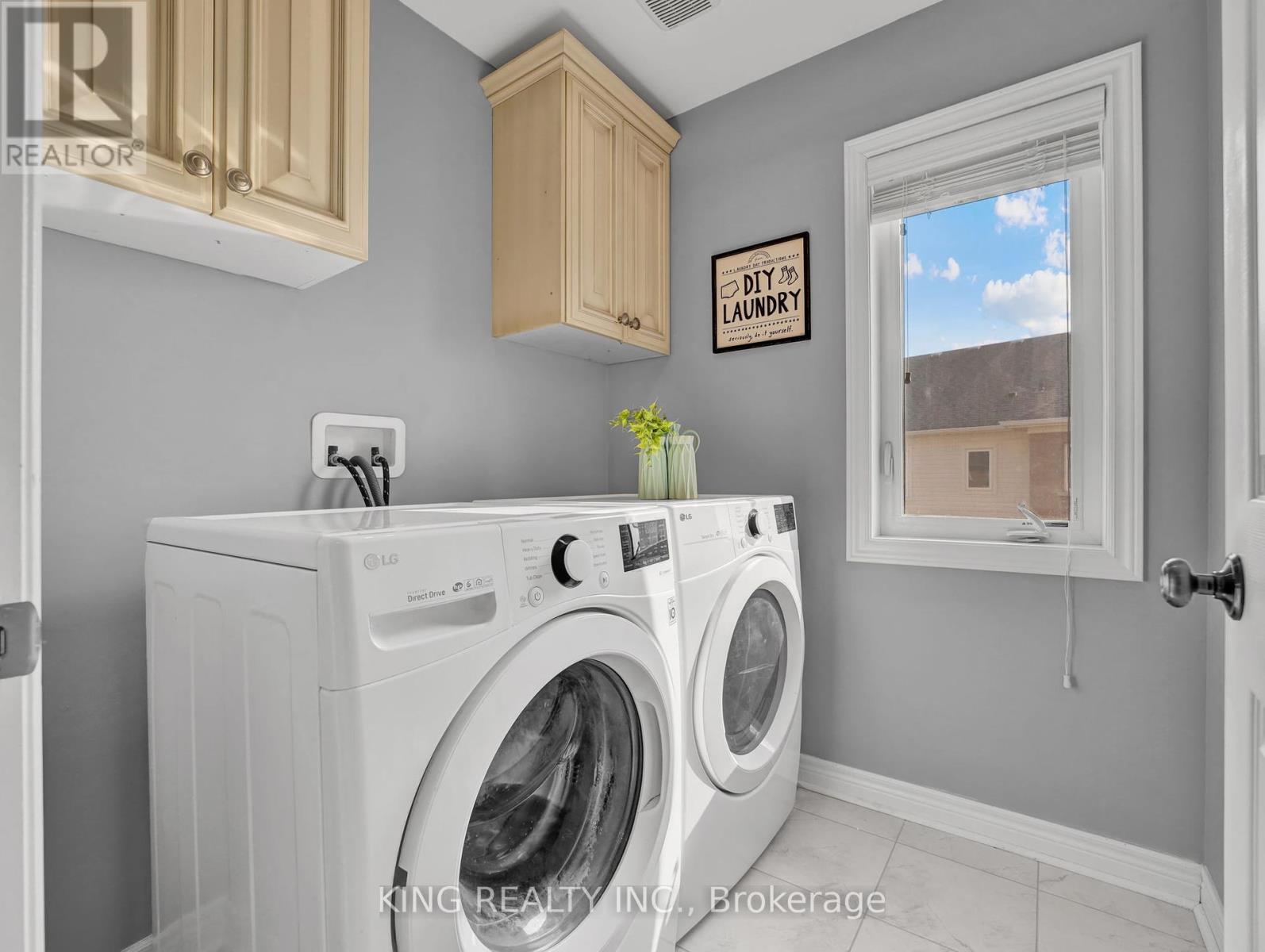 Photo 20 of 15 Hartley Avenue, Brant ON