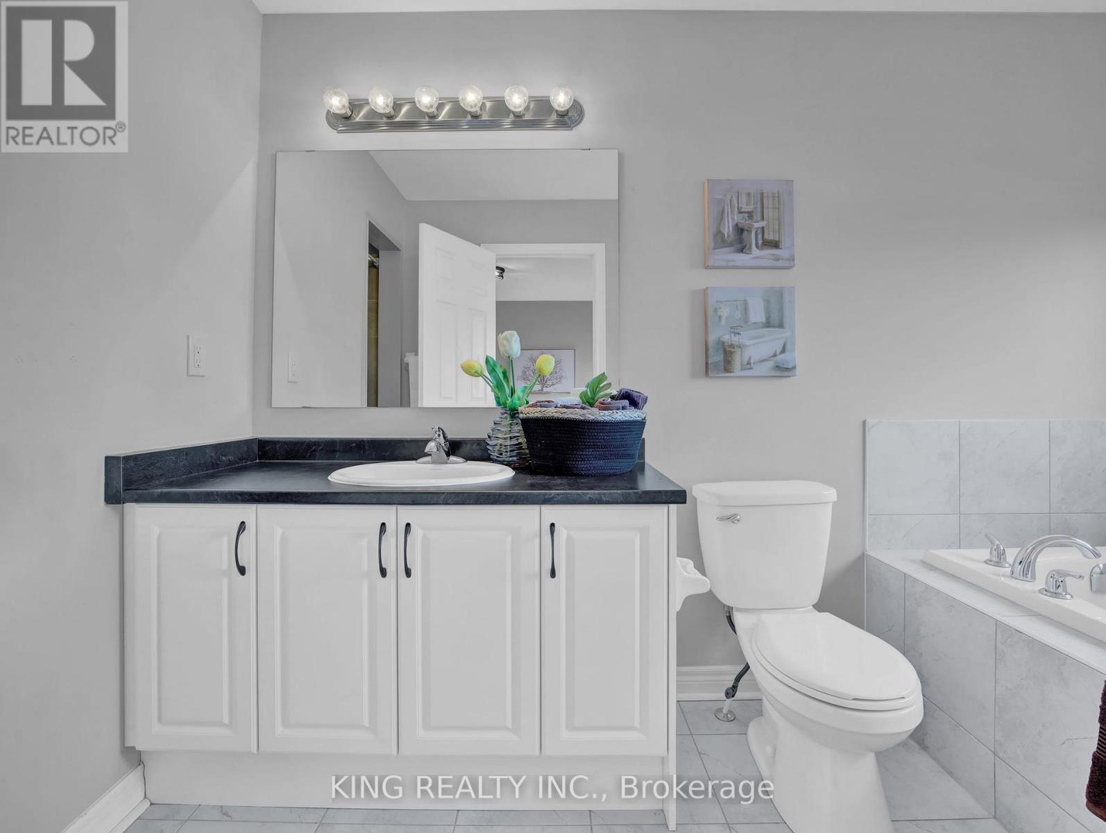 Photo 25 of 15 Hartley Avenue, Brant ON