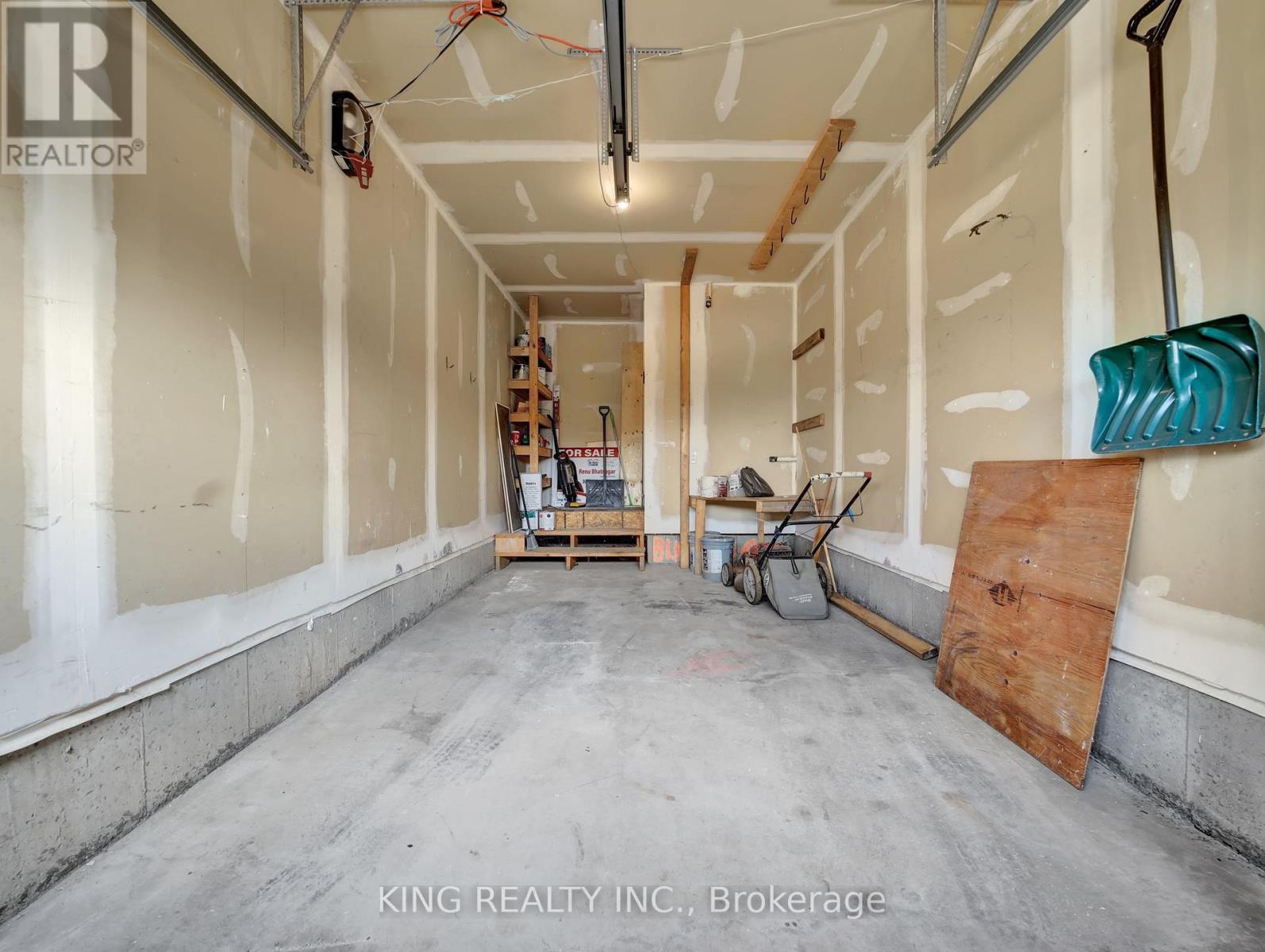 Photo 36 of 15 Hartley Avenue, Brant ON
