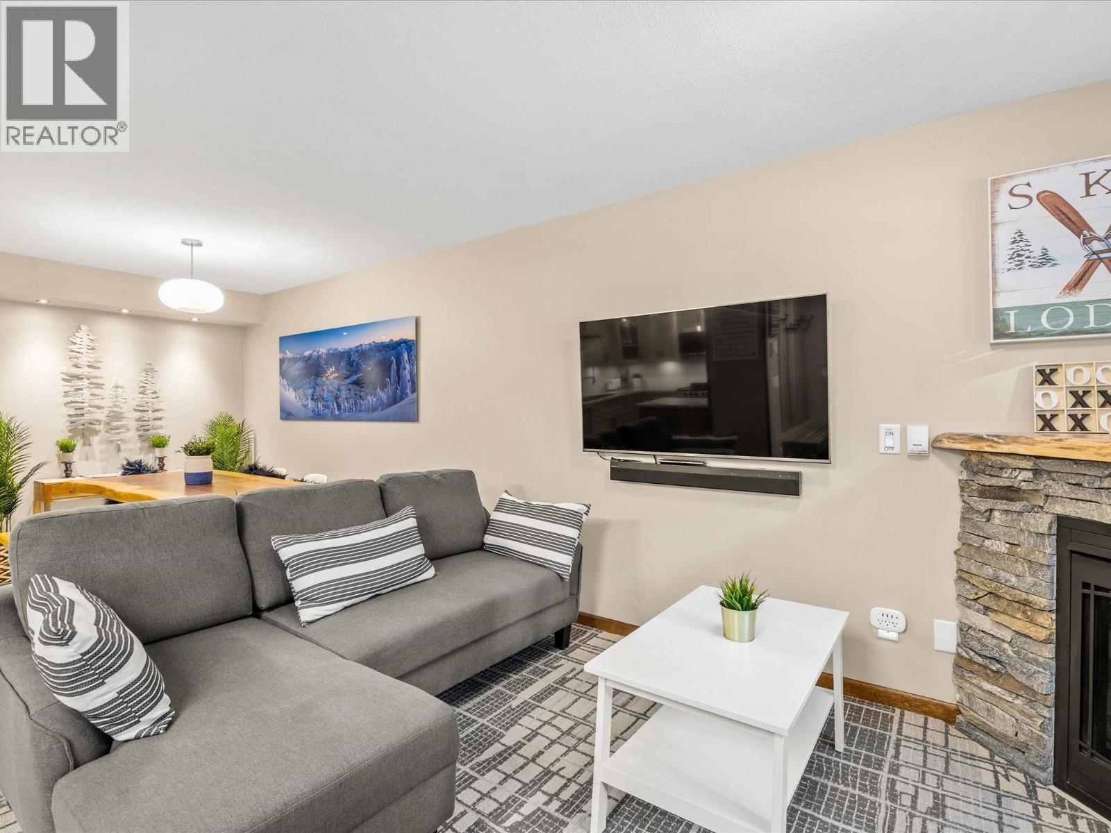 47 4335 NORTHLANDS BOULEVARD, Whistler