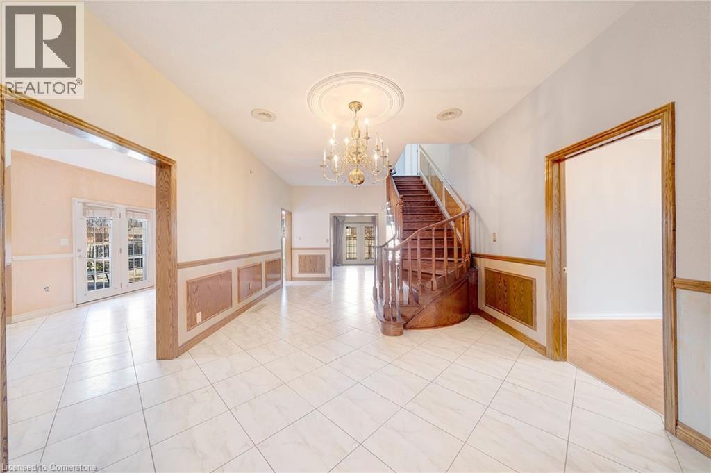 Photo 18 of 7105 York Drive, Niagara Falls ON