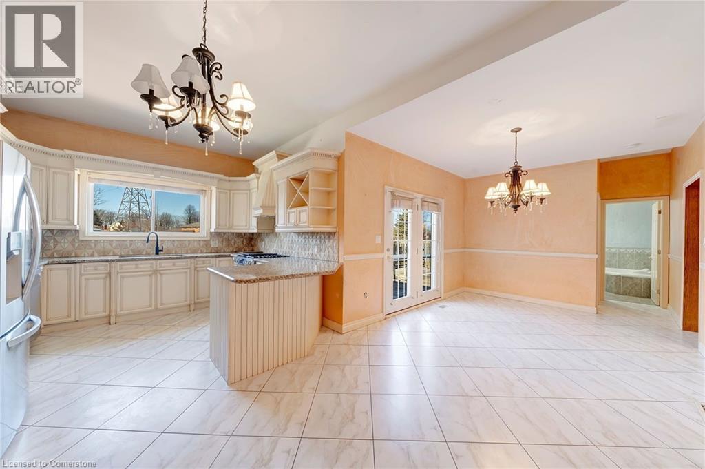 Photo 38 of 7105 York Drive, Niagara Falls ON