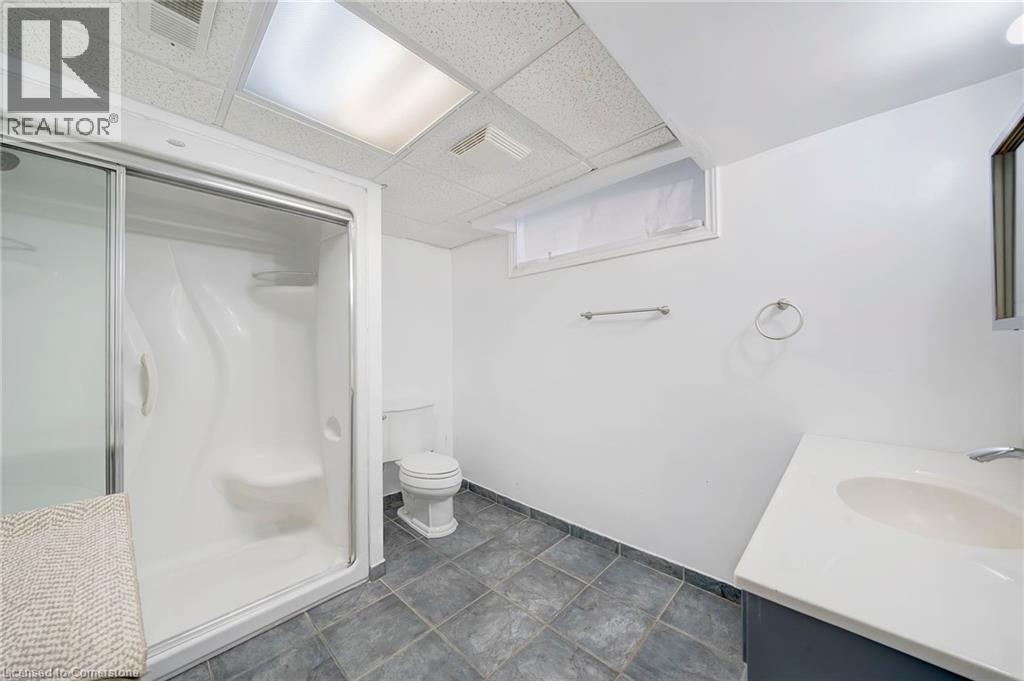 Photo 34 of 7105 York Drive, Niagara Falls ON
