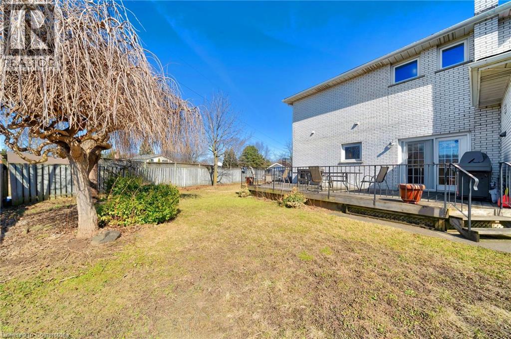 Photo 35 of 7105 York Drive, Niagara Falls ON
