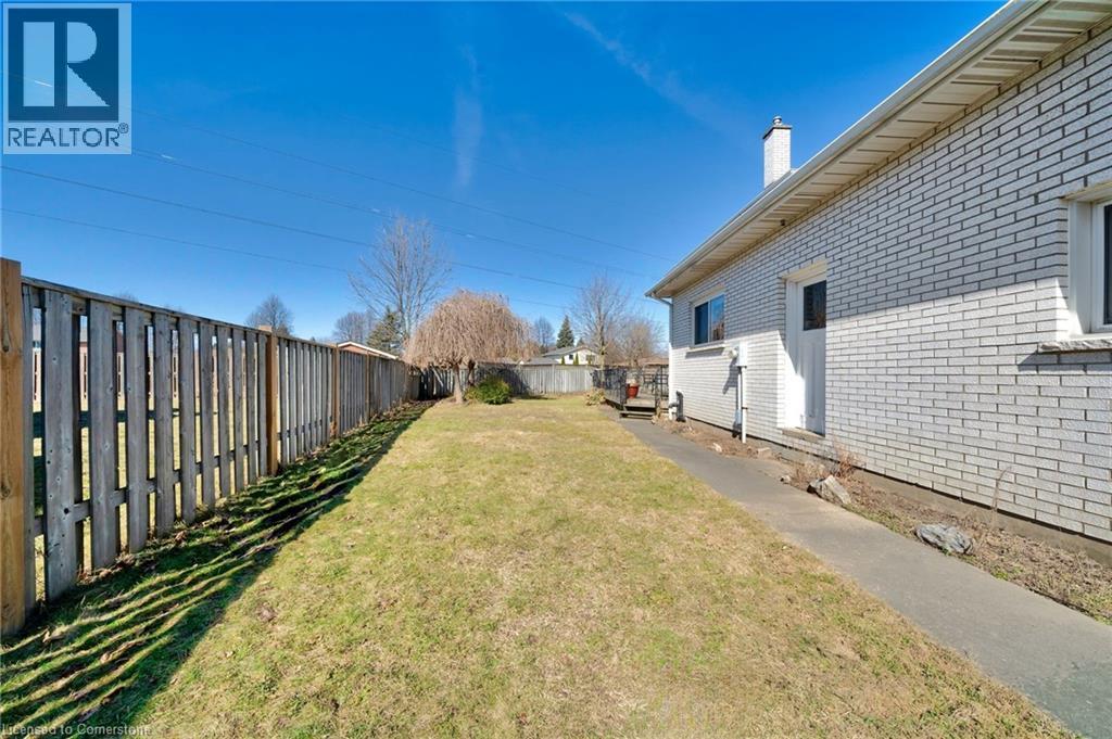 Photo 50 of 7105 York Drive, Niagara Falls ON