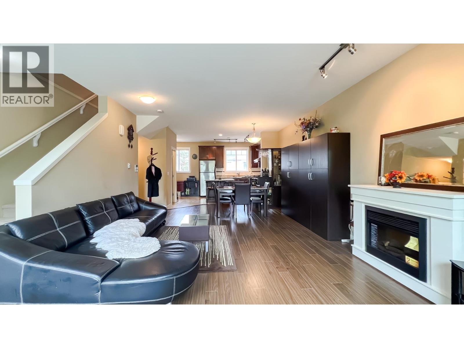 Photo 33 of 16 11393 Steveston Highway, Richmond BC
