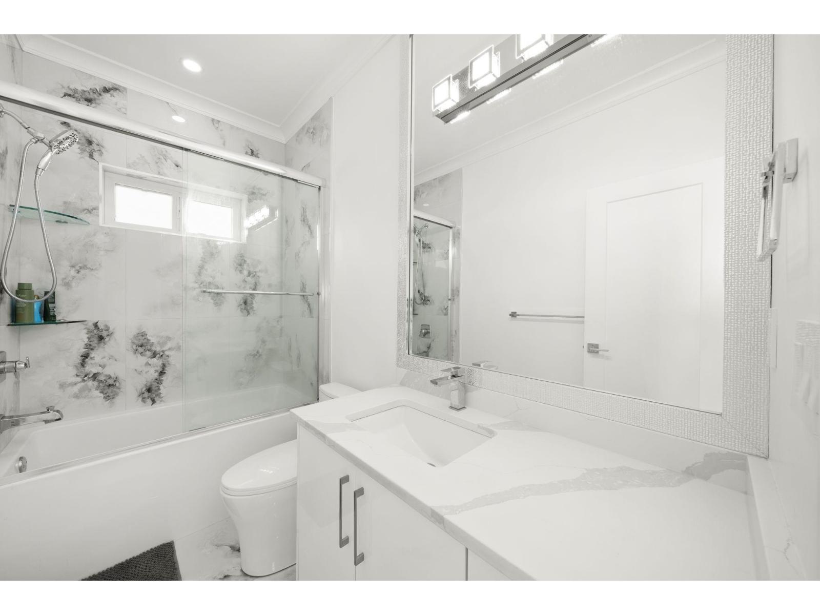 Photo 35 of 15439 78 Avenue, Surrey BC