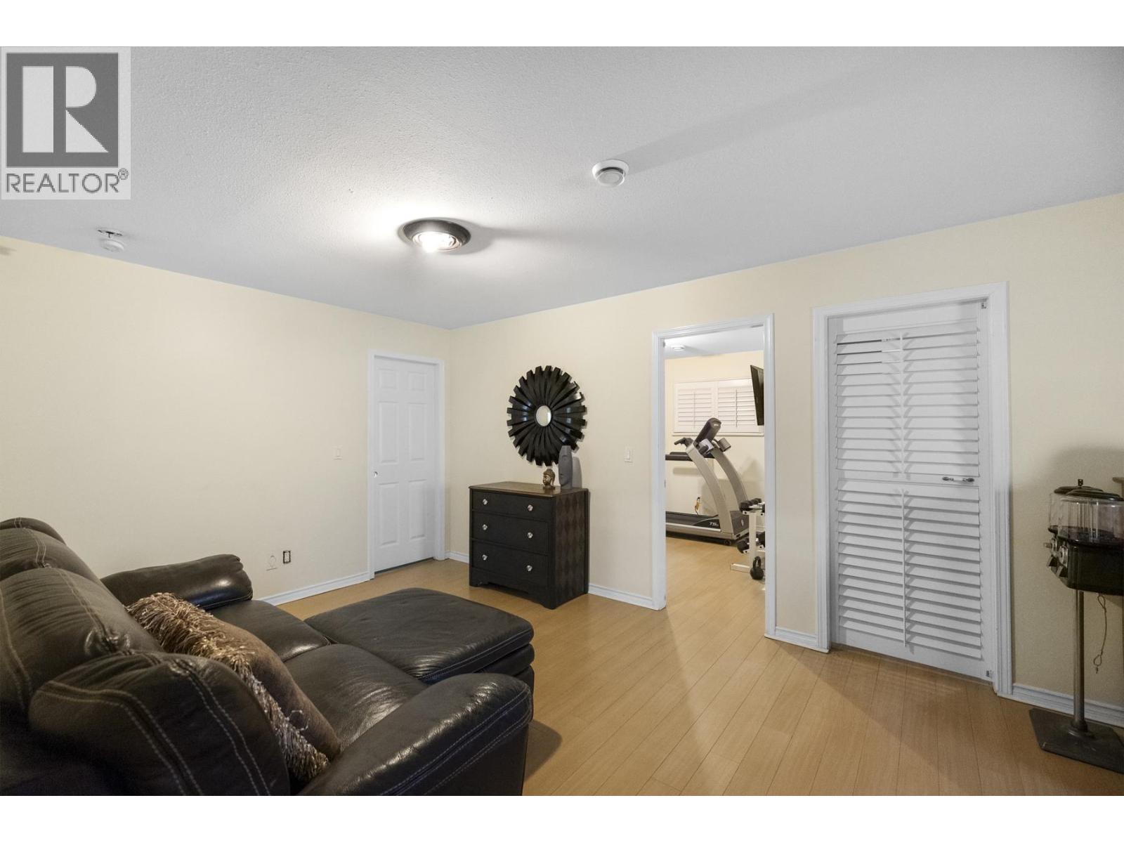 Photo 12 of 1821 Harbour Street, Port Coquitlam BC