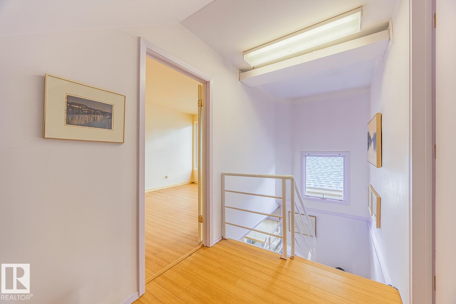 Photo 43 of 9865 85 Av Nw, Edmonton AB