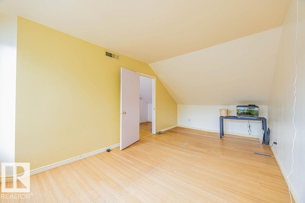 Photo 45 of 9865 85 Av Nw, Edmonton AB