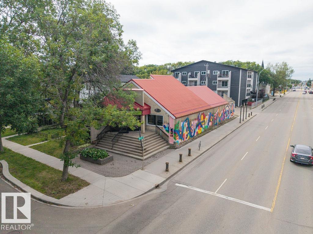 Photo 39 of 9865 85 Av Nw, Edmonton AB