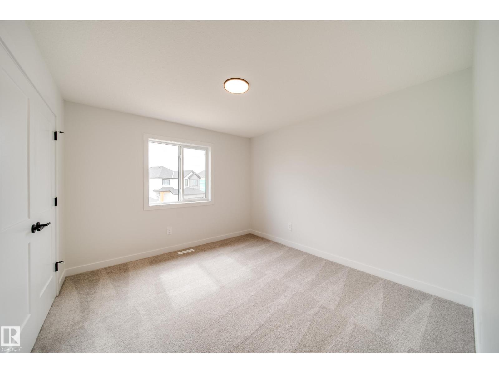 Photo 31 of 14 Cloutier Cl, St Albert AB