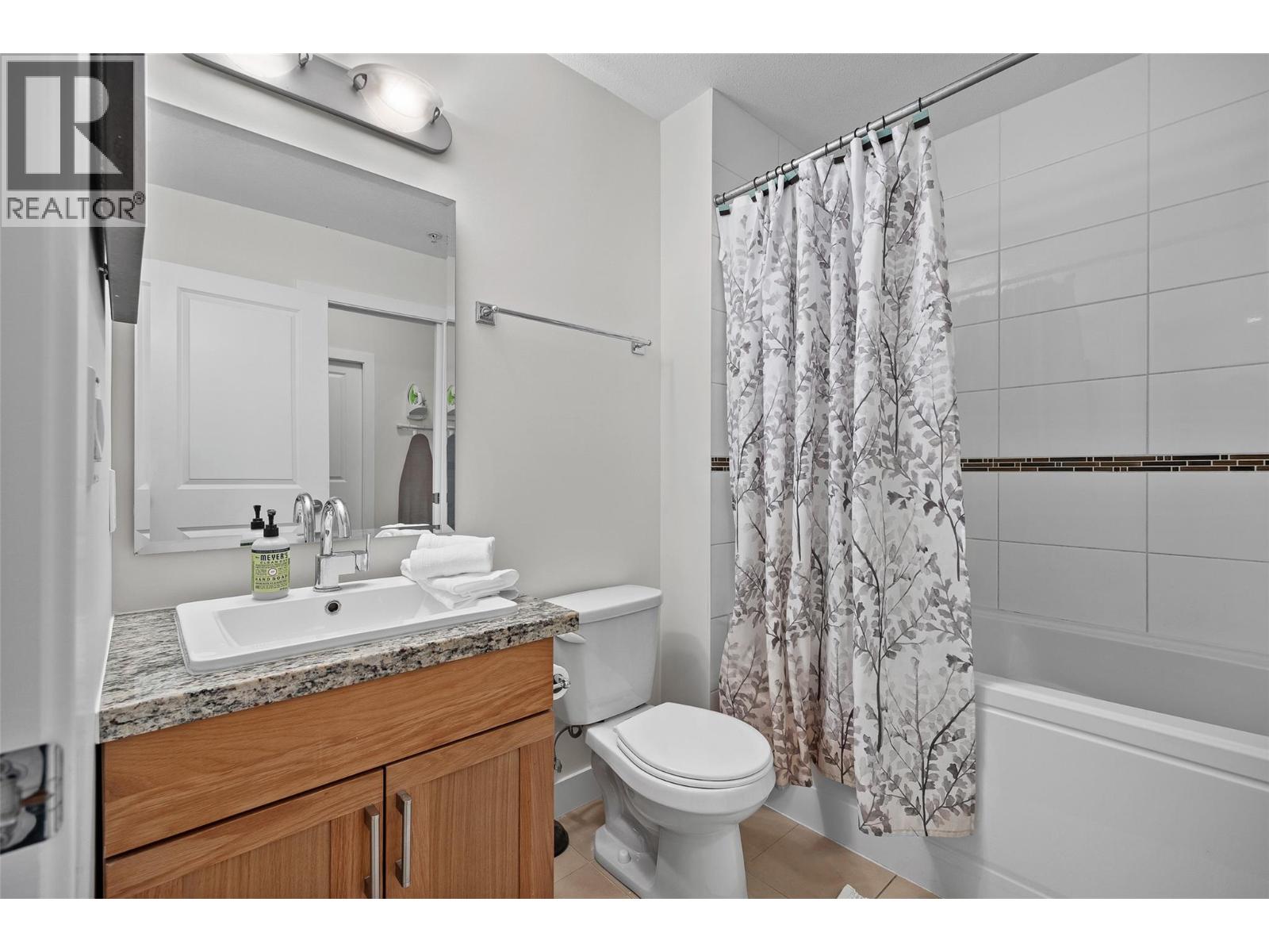 3211 Skyview Lane Unit# 411, West Kelowna
