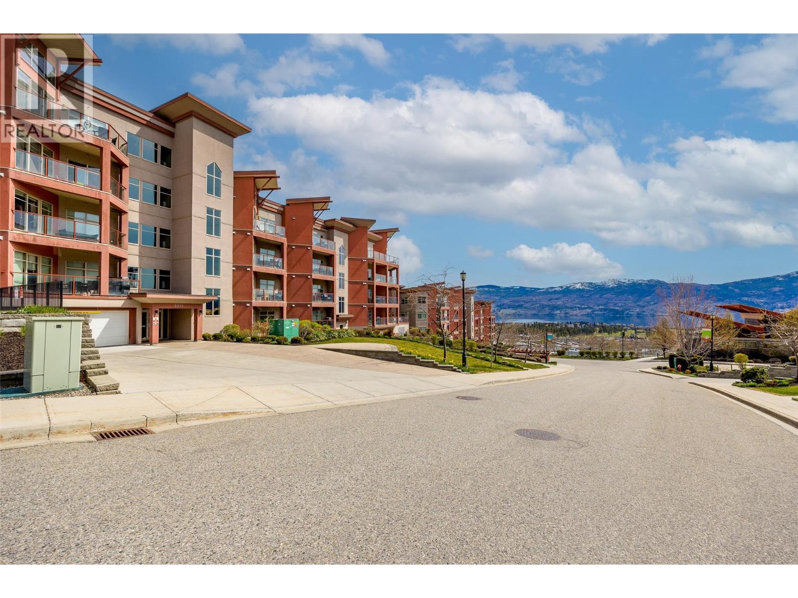 3211 Skyview Lane Unit# 411, West Kelowna