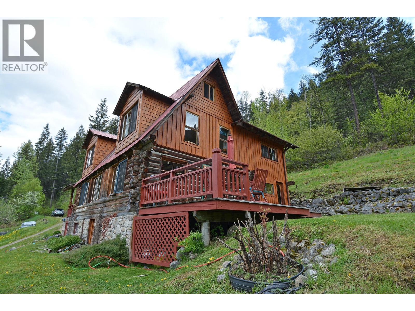 Photo 44 of 7150 7154 Graham Road, Appledale BC