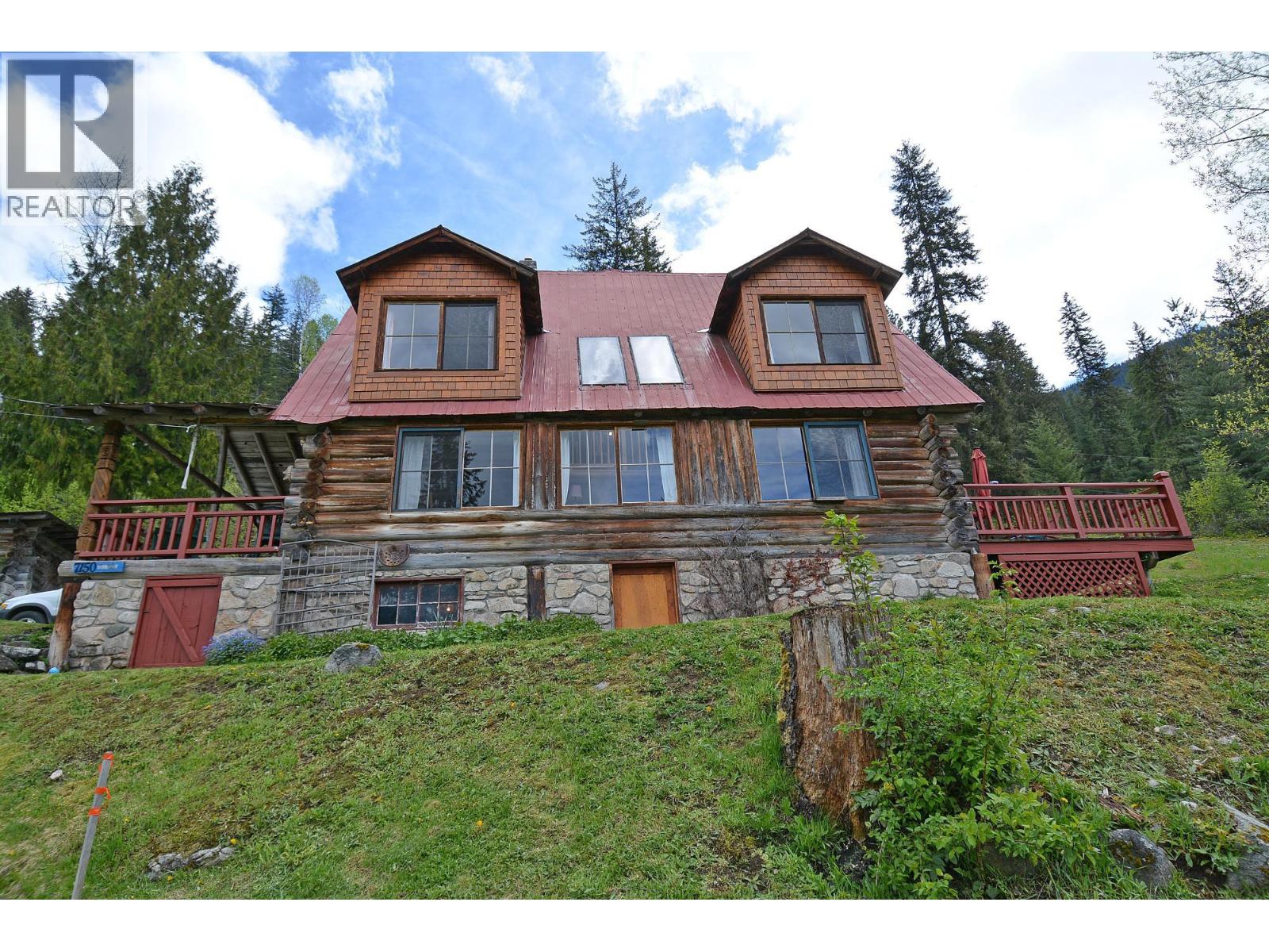 Photo 8 of 7150 7154 Graham Road, Appledale BC