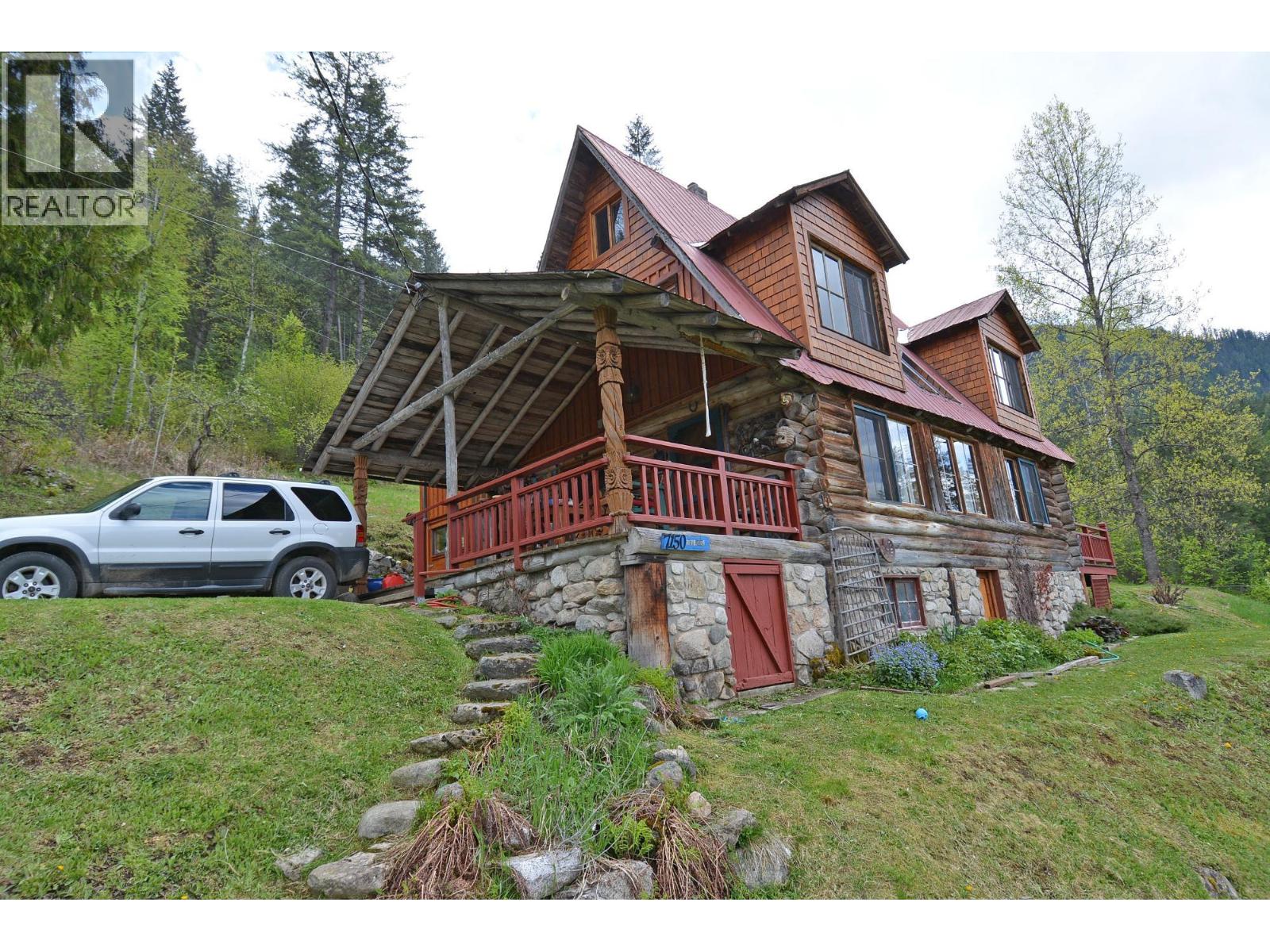 Photo 16 of 7150 7154 Graham Road, Appledale BC