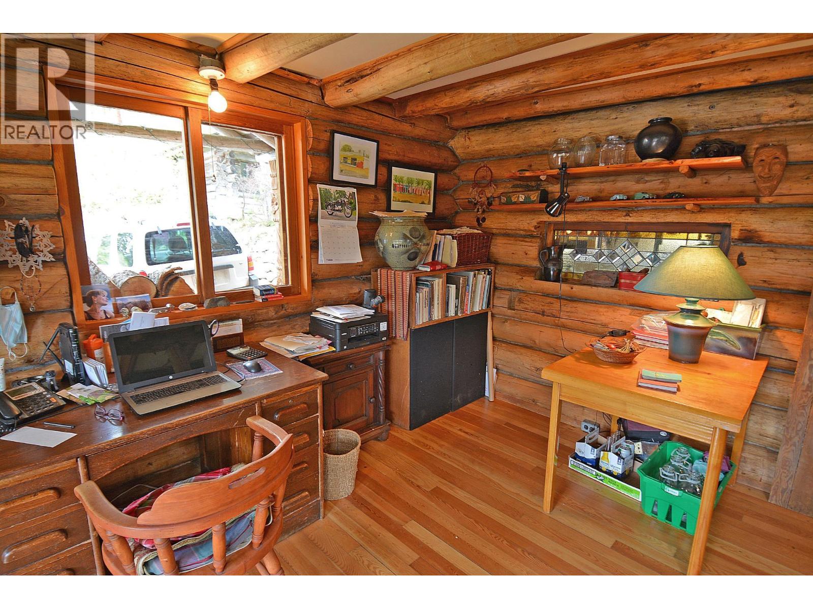 Photo 6 of 7150 7154 Graham Road, Appledale BC
