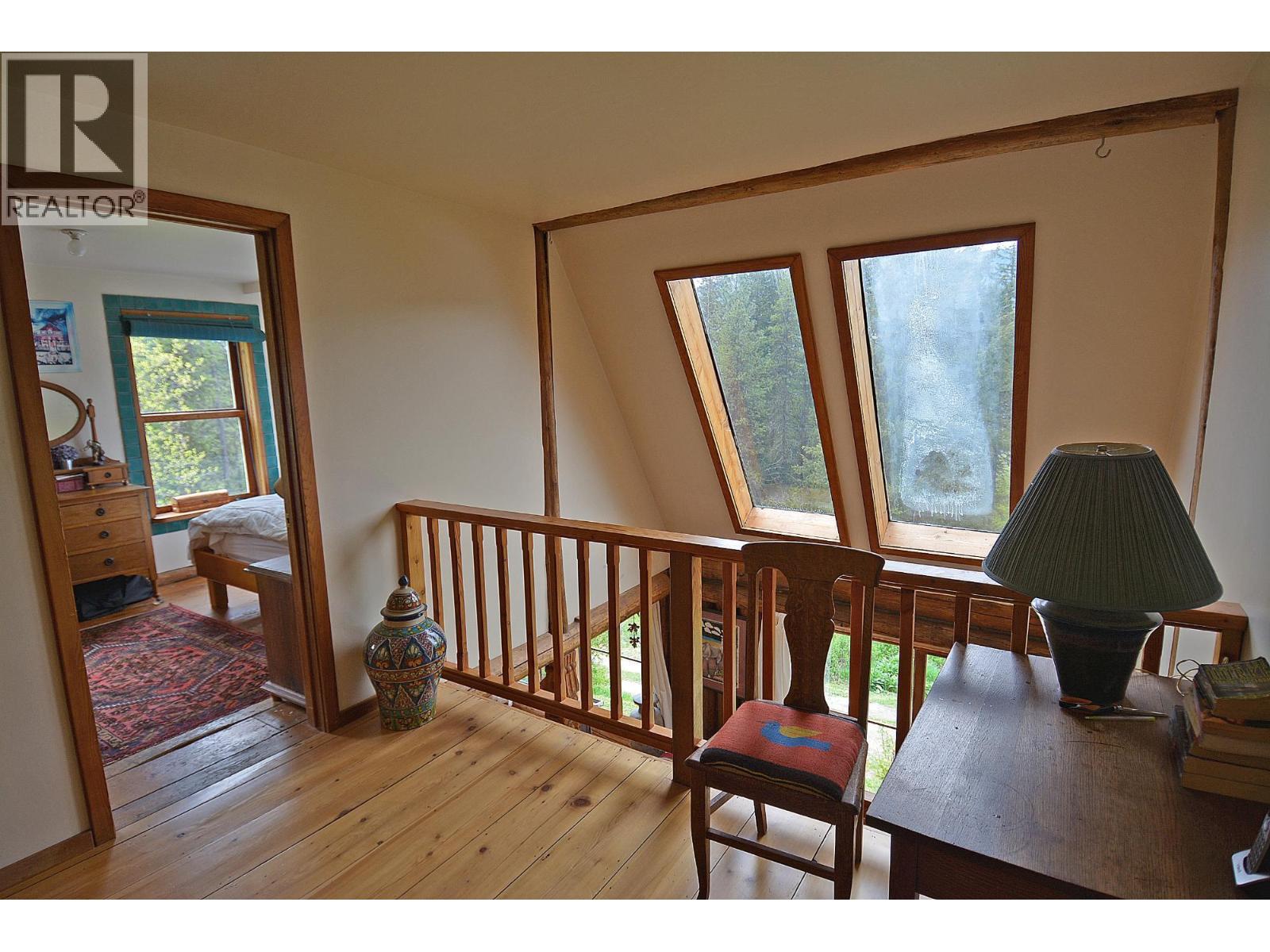 Photo 7 of 7150 7154 Graham Road, Appledale BC
