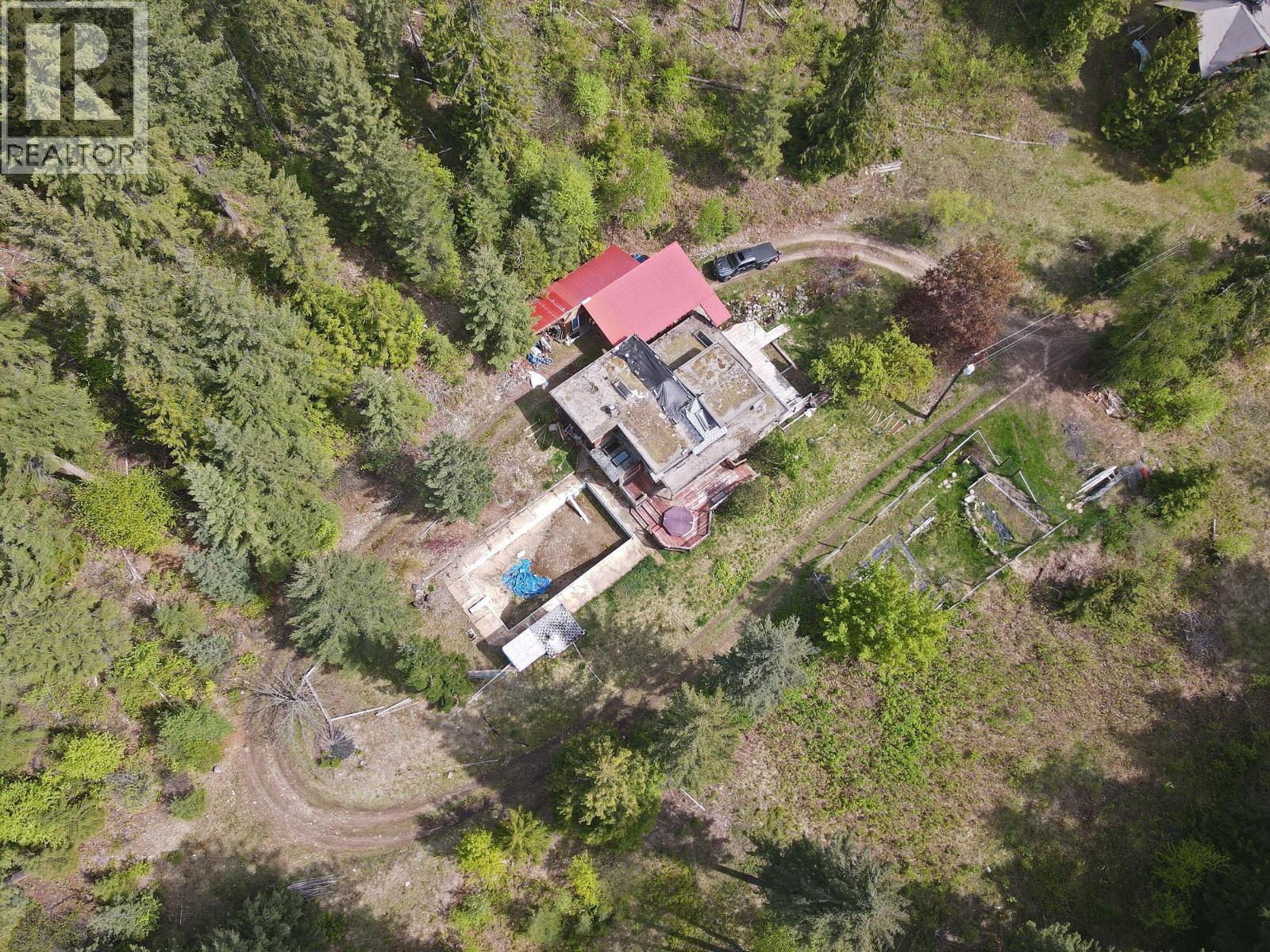 Photo 38 of 7150 7154 Graham Road, Appledale BC