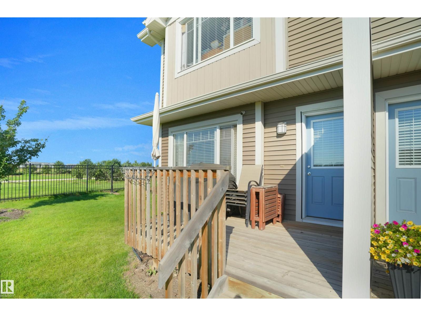 Photo 47 of 39 6004 Rosenthal Wy Nw, Edmonton AB