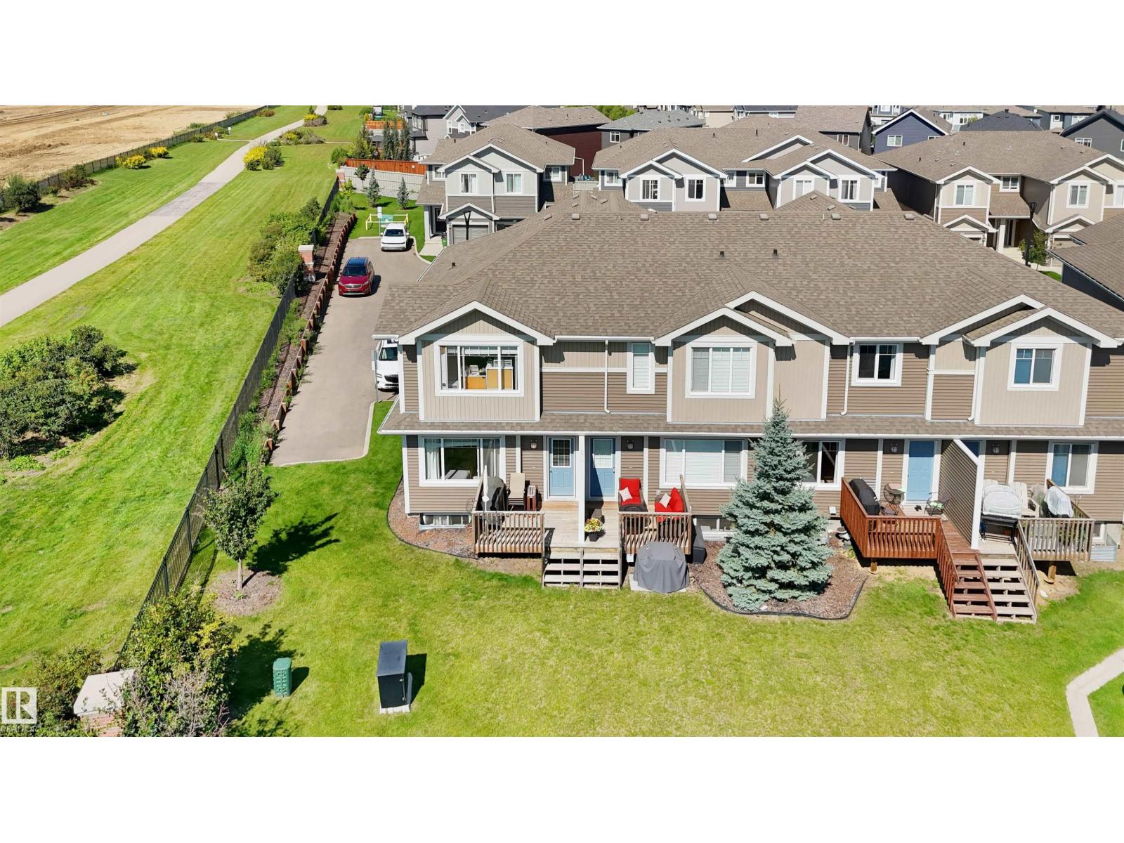 Photo 53 of 39 6004 Rosenthal Wy Nw, Edmonton AB