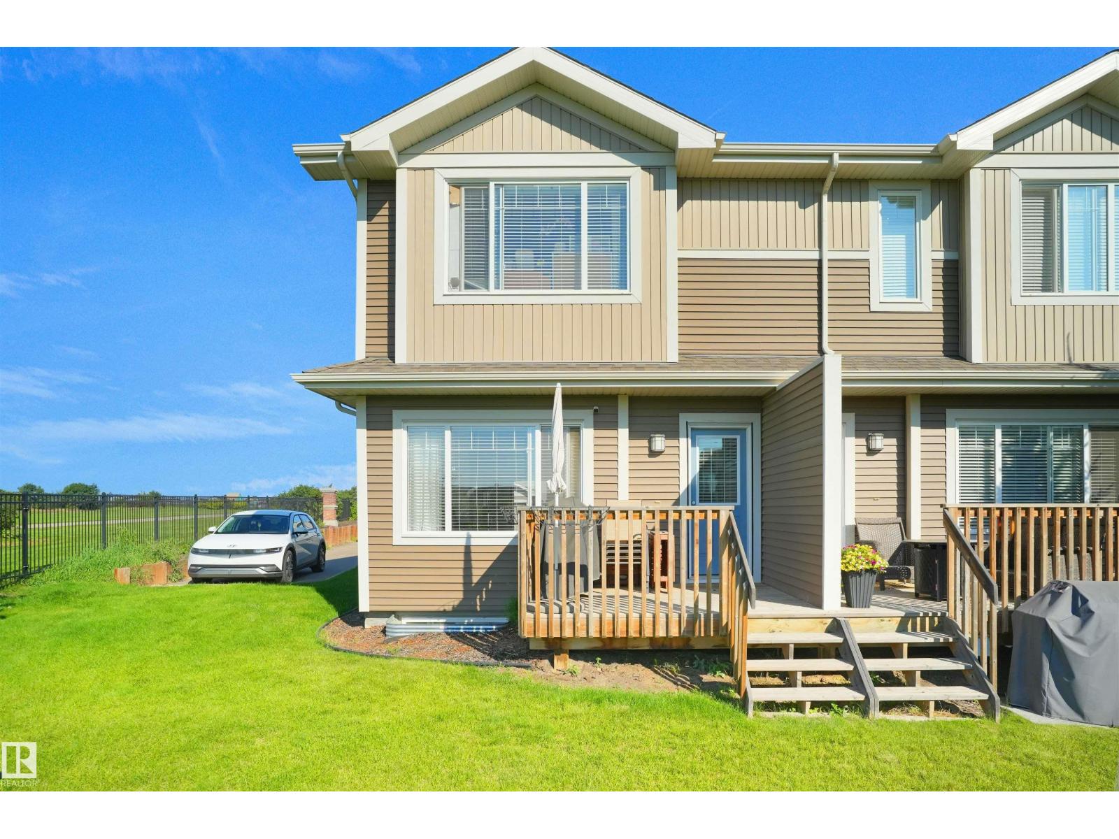 Photo 46 of 39 6004 Rosenthal Wy Nw, Edmonton AB