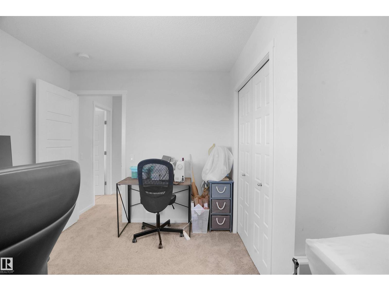Photo 27 of 39 6004 Rosenthal Wy Nw, Edmonton AB