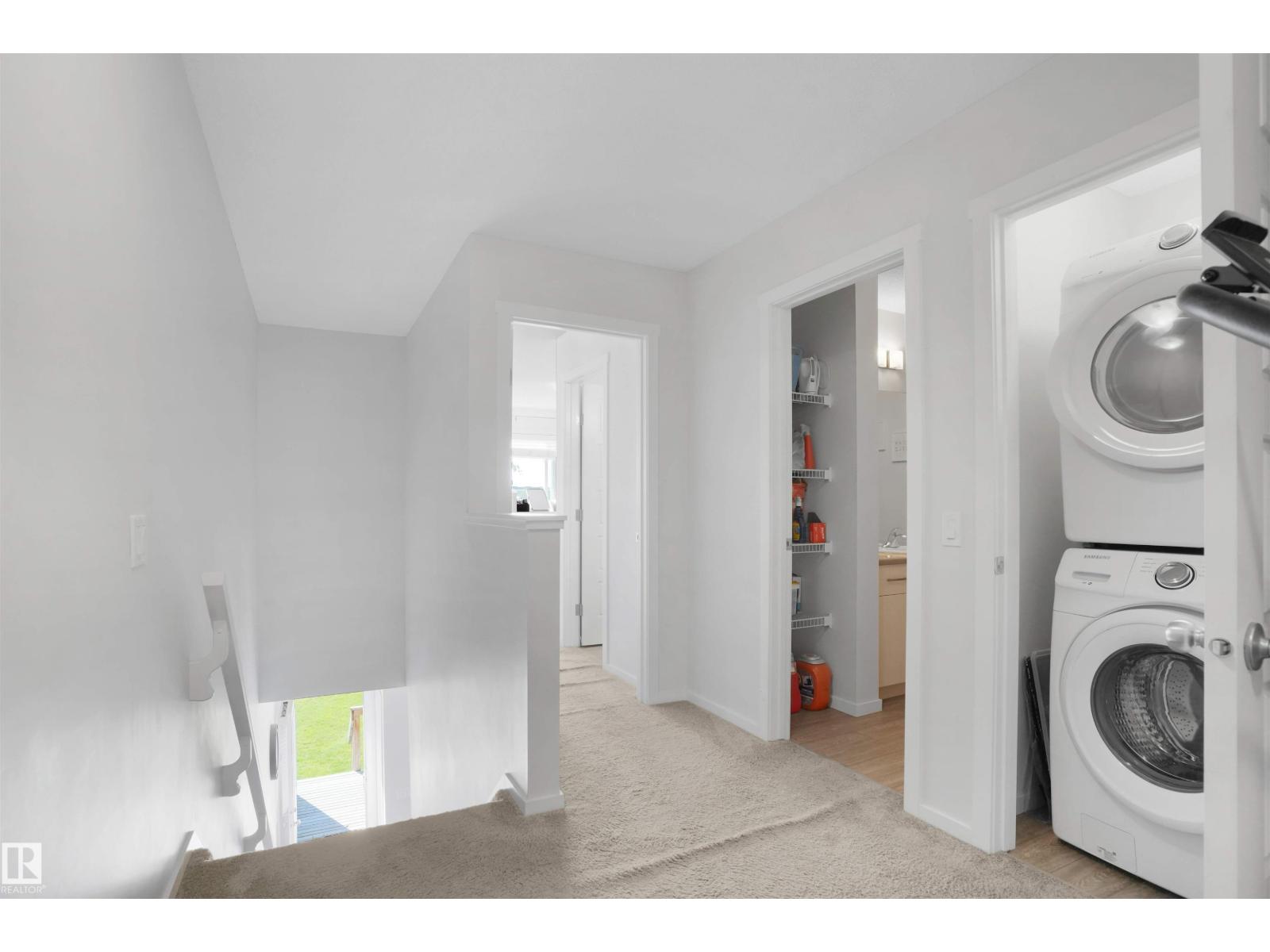 Photo 20 of 39 6004 Rosenthal Wy Nw, Edmonton AB