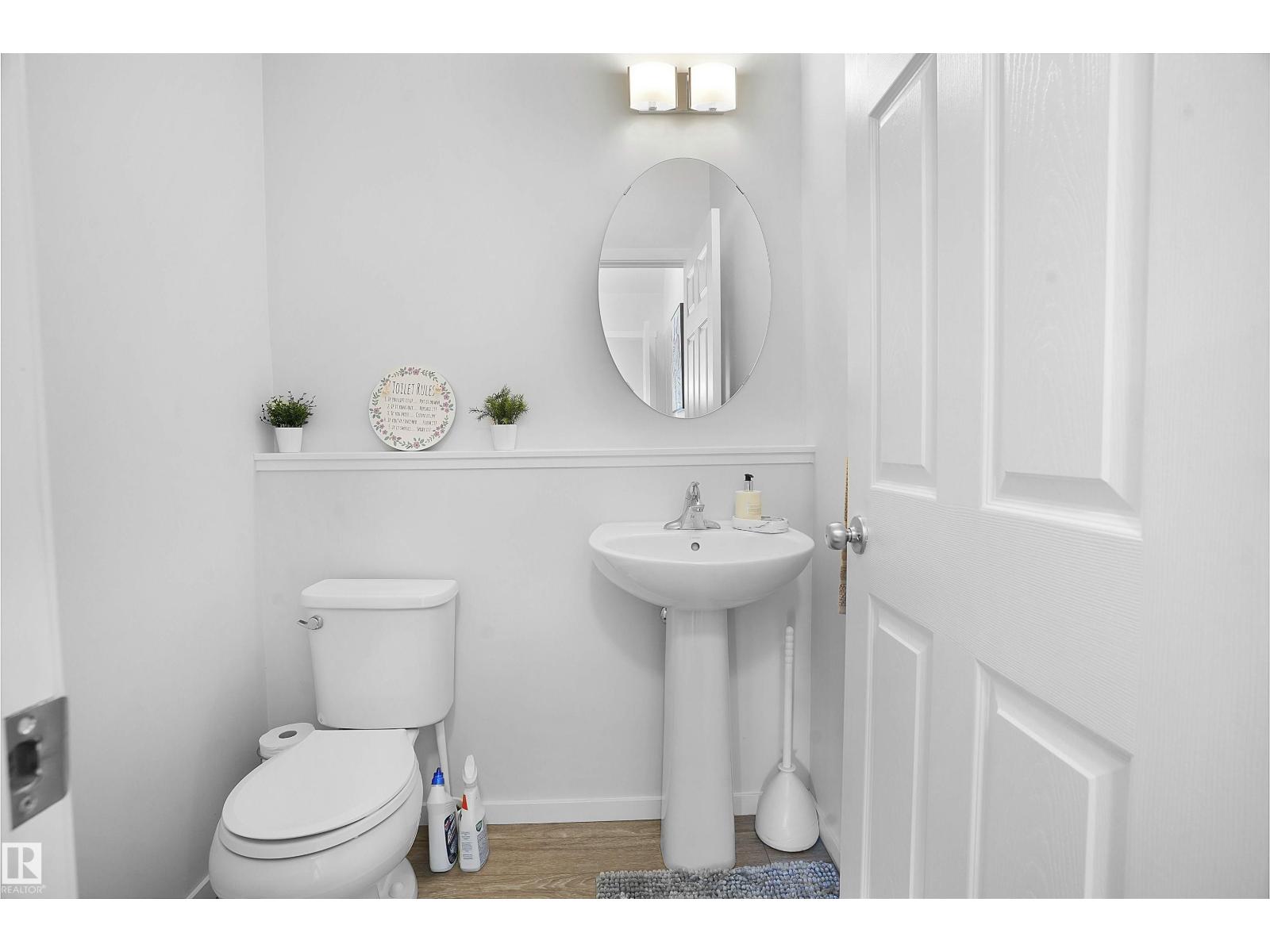Photo 16 of 39 6004 Rosenthal Wy Nw, Edmonton AB