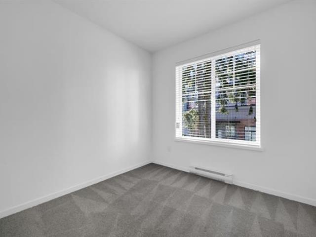 Photo 22 of 36 16678 25 Avenue, Surrey BC