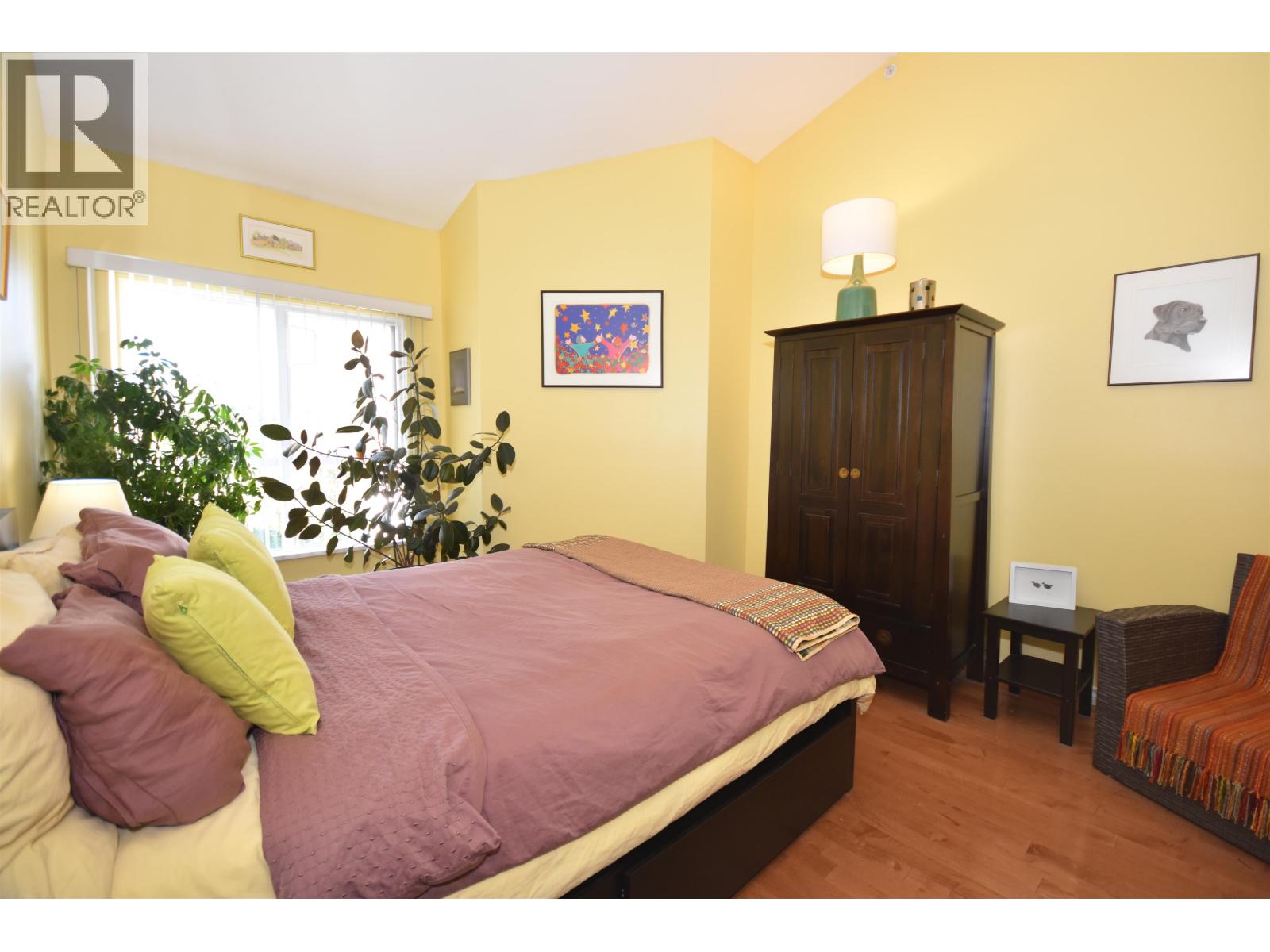 #302-4955 RIVER Road, Delta