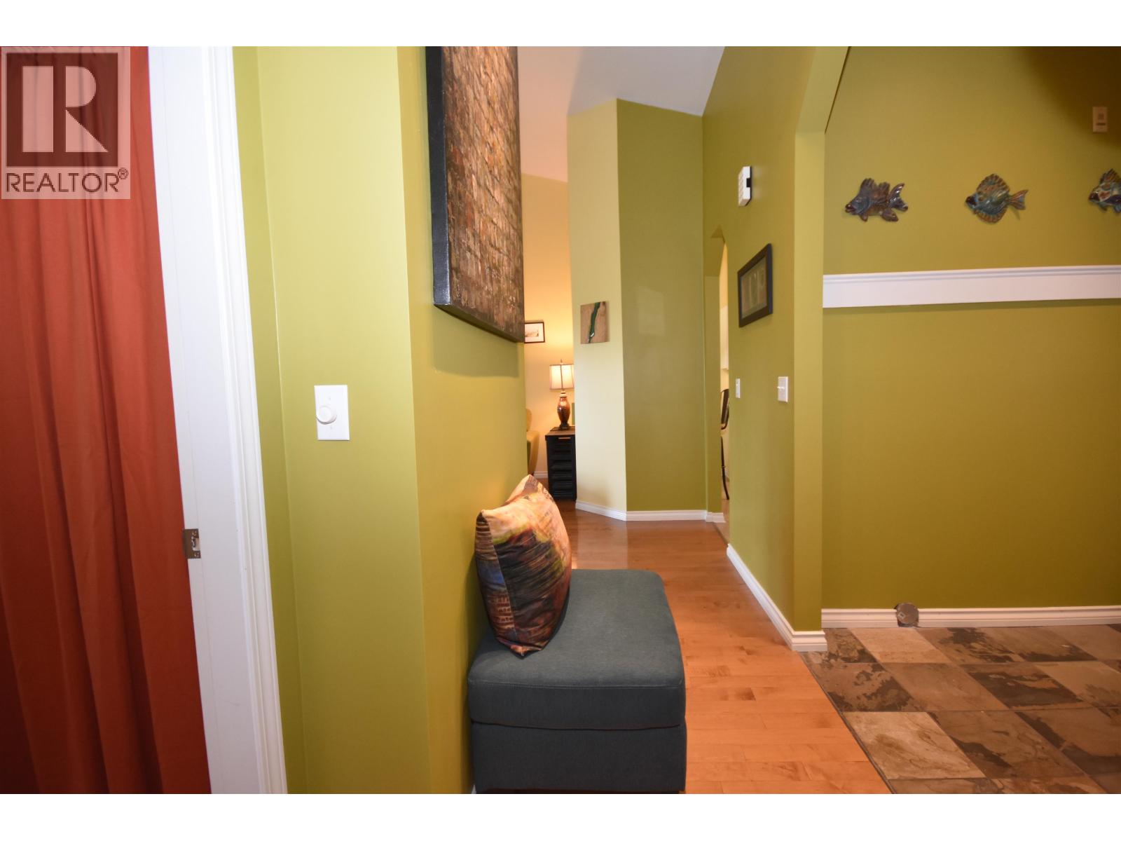 #302-4955 RIVER Road, Delta