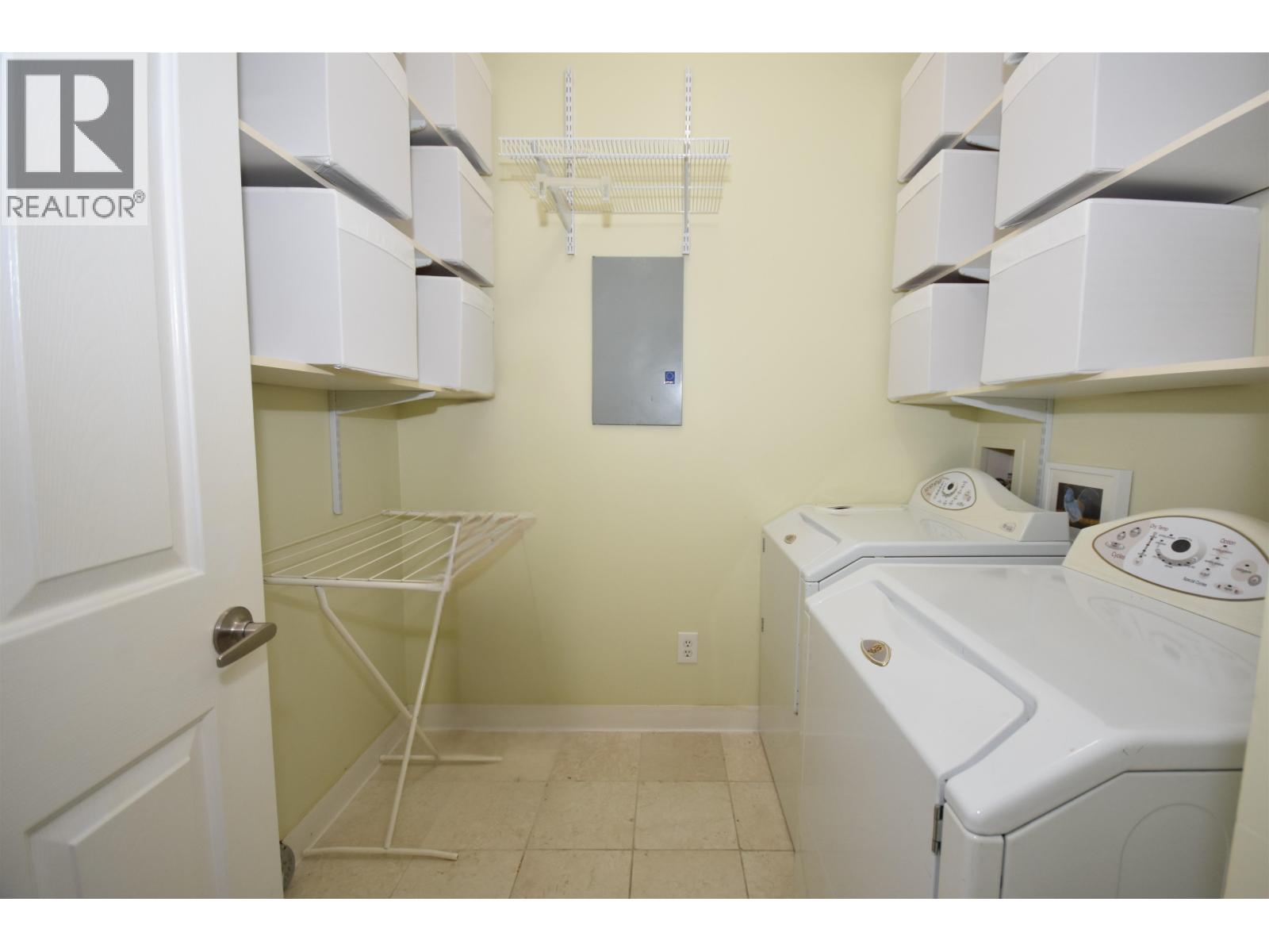 #302-4955 RIVER Road, Delta