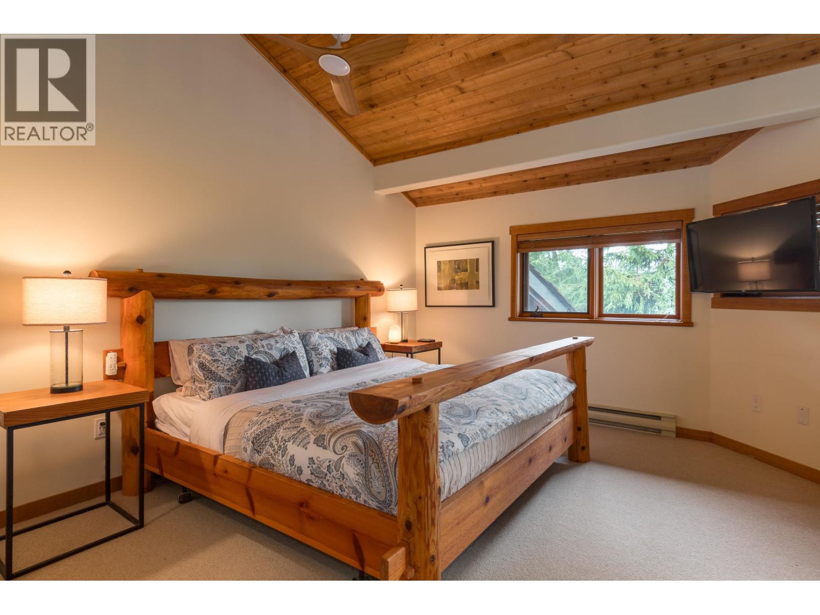 25 2250 NORDIC DRIVE, Whistler