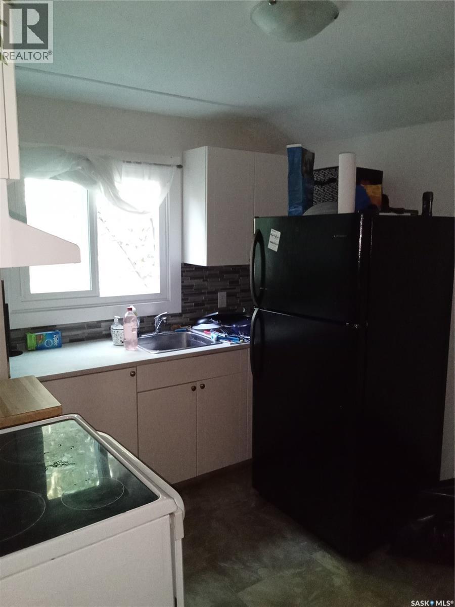 Photo 1 of 125 S Avenue S, Saskatoon SK