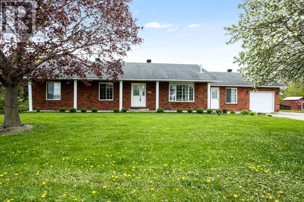 Photo 21 of 467 Lake Eloida Road, Elizabethtownkitley ON