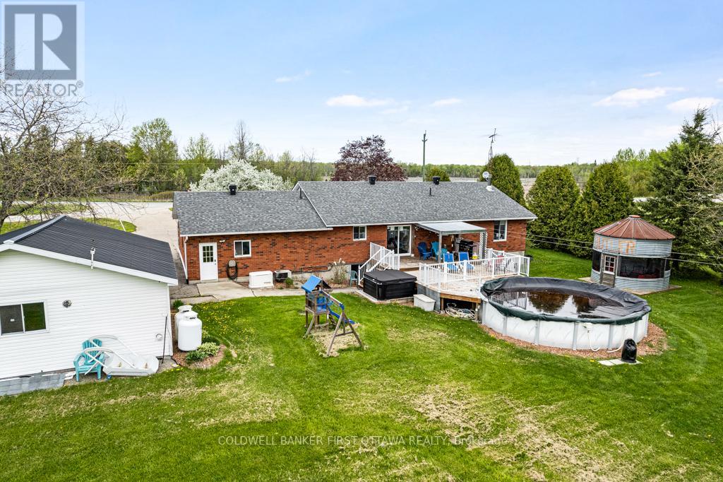 Photo 12 of 467 Lake Eloida Road, Elizabethtownkitley ON